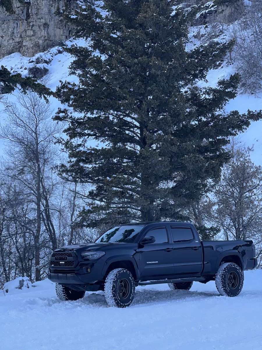 2020 Toyota Tacoma SR5