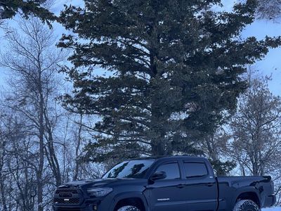 2020 Toyota Tacoma SR5