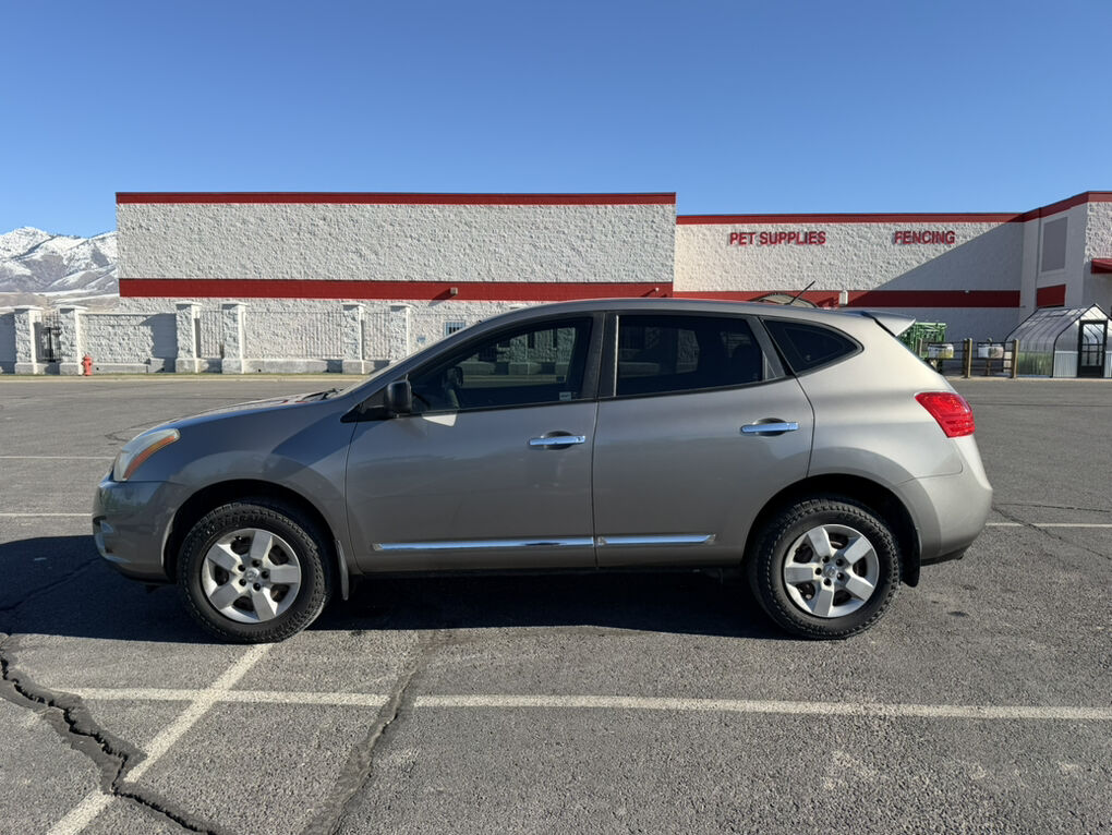 2012 Nissan Rogue S