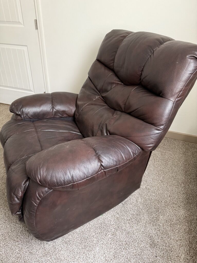 Comfy Leather Bear Chair