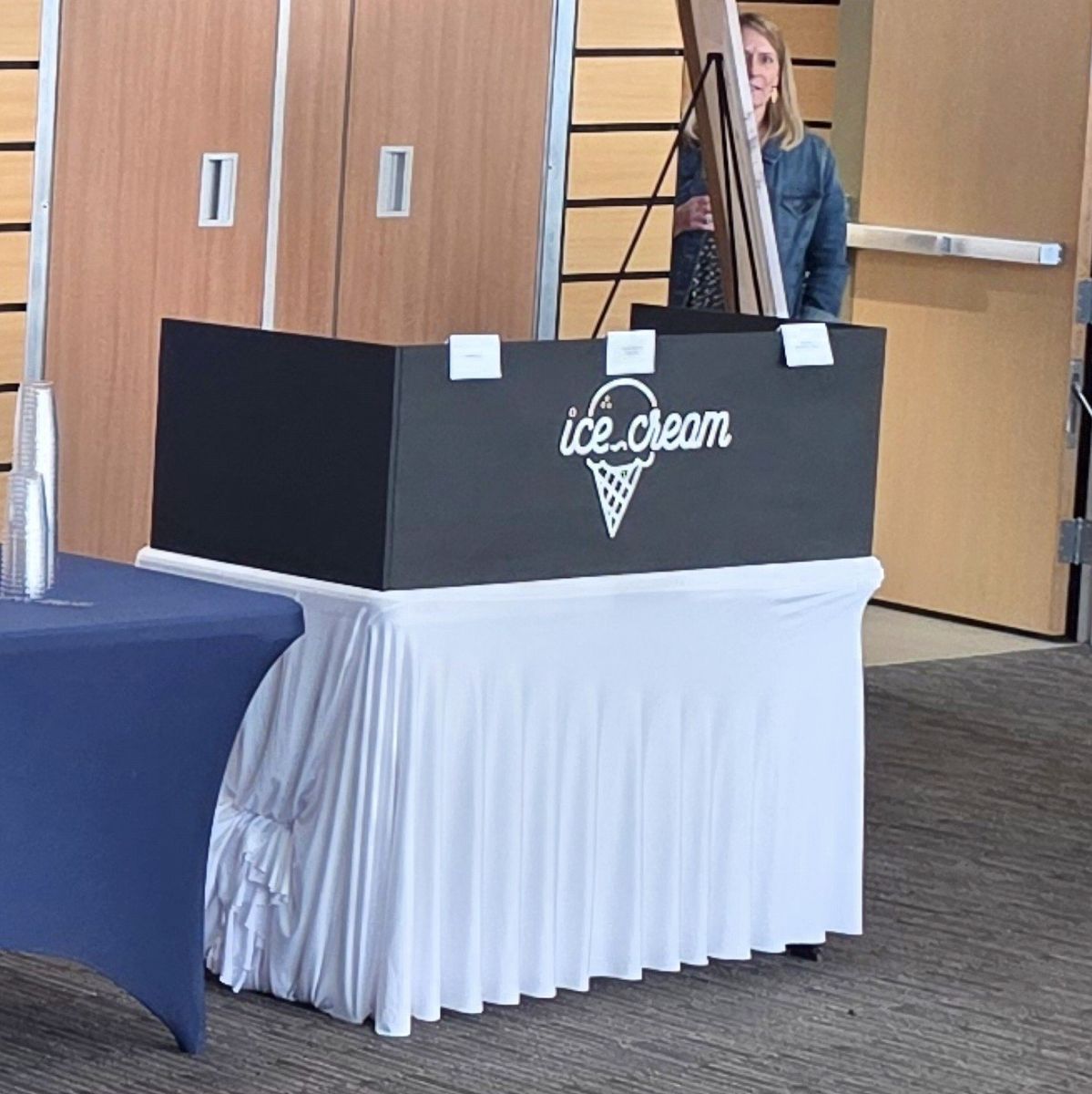 Ice Cream Stand for Wedding Receptions