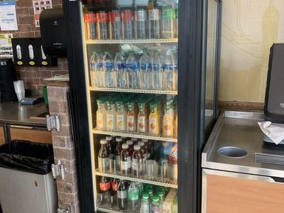 True GEM-26 Commercial Soda Beverage Fridge Glass Single Door Refrigerator - Glass Cracked