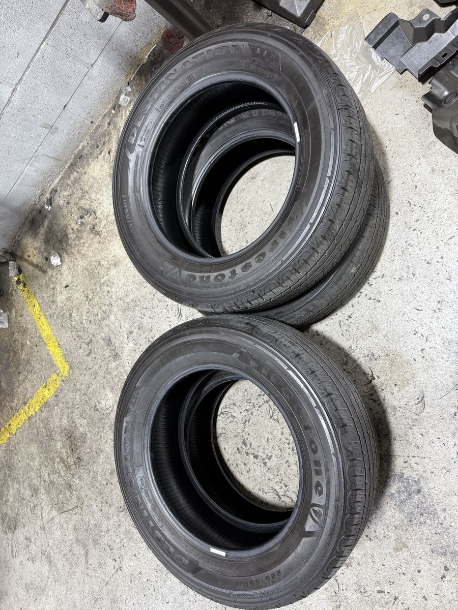 P265/70R17 Firestone Tires