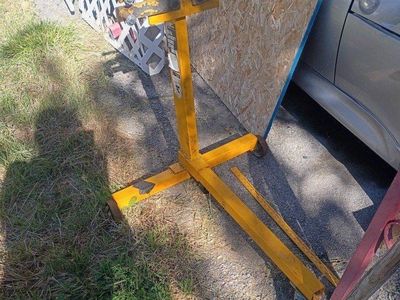 engine stand