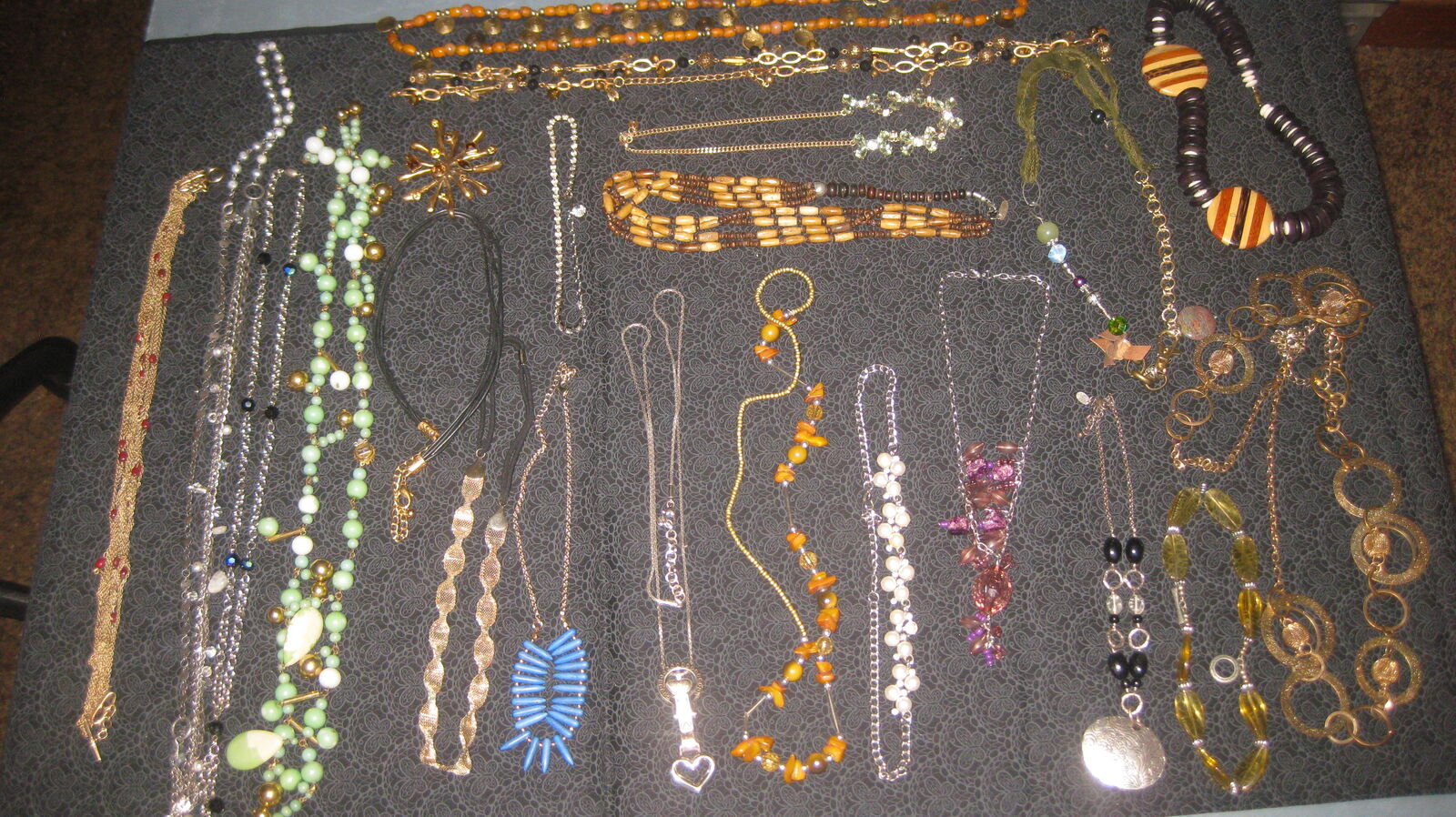 Necklace Lot 60 total