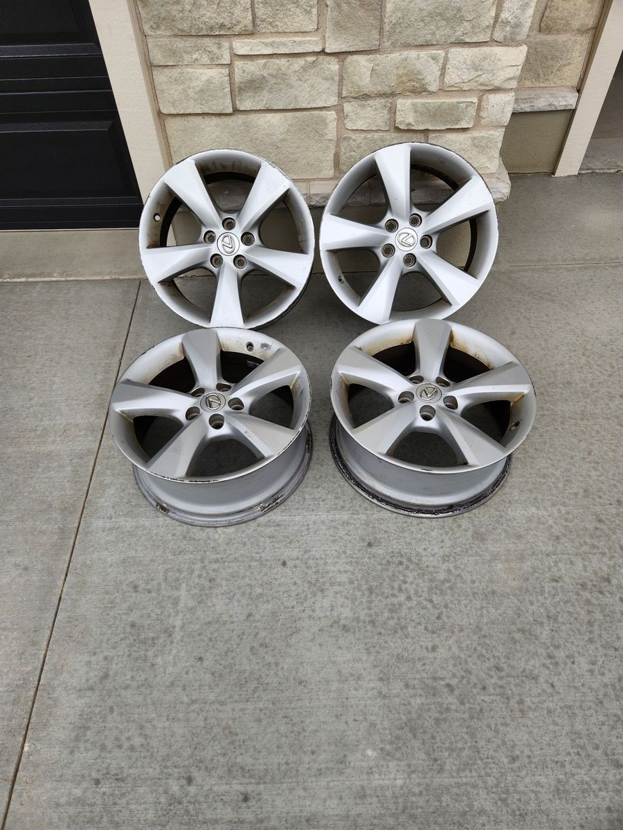 Lexus RX350 19-inch: Wheels