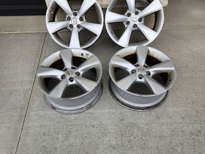 Lexus RX350 19-inch: Wheels