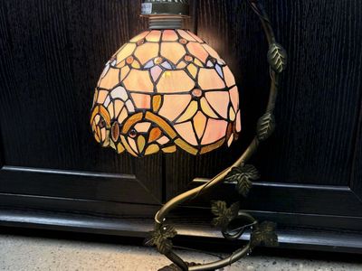 Stained Glass Table Side Lamp