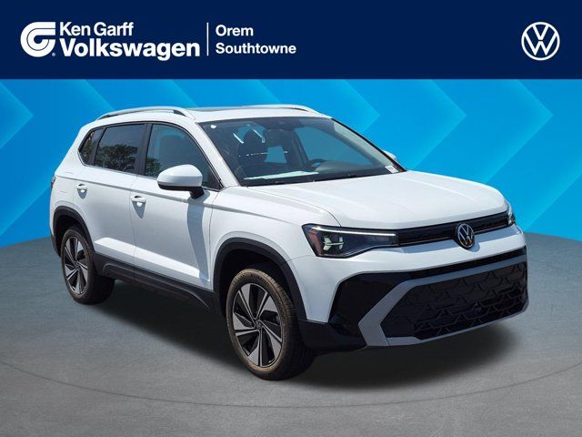 2026 Volkswagen Taos SE 4Motion