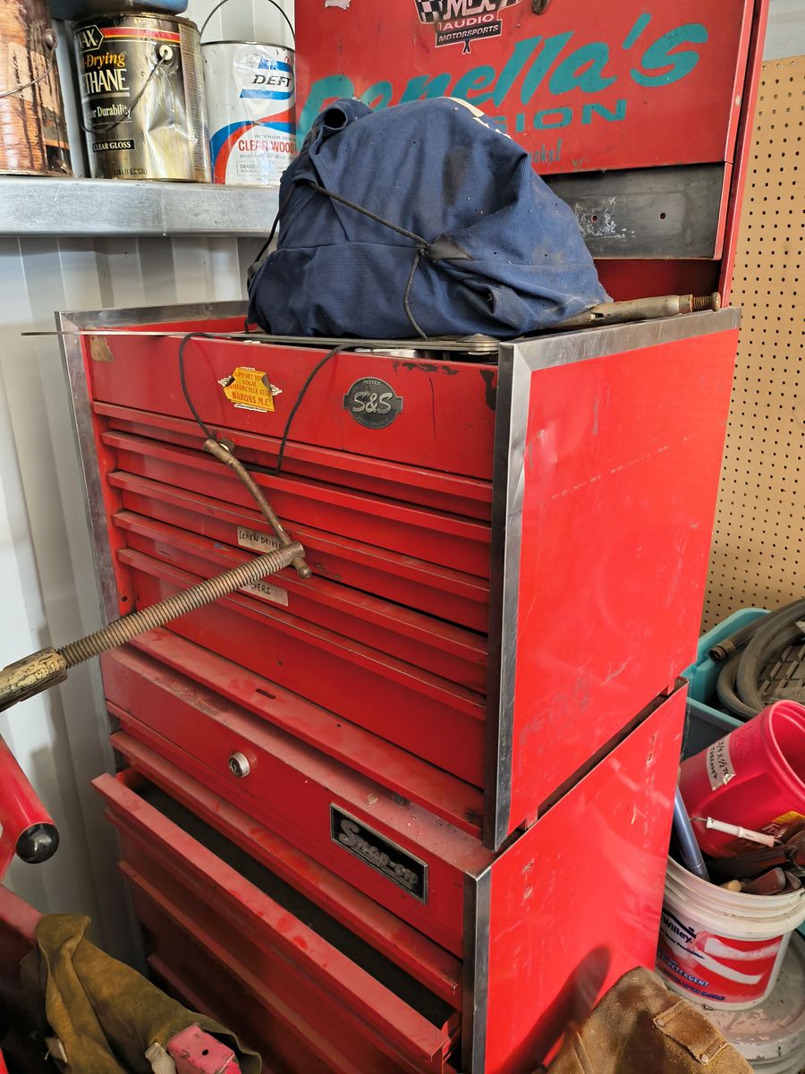 Vintage snap on tool cab and top flip open