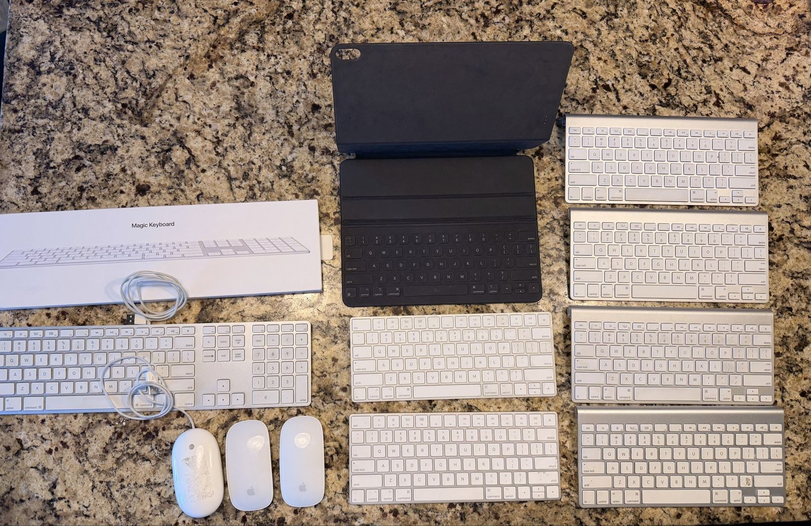 Apple Magic Keyboards, Mice, & iPad Smart Keyboard Folio - Mixed Lot, Various Conditions -