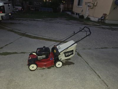 Toro Recycler 22 Inch Self-Propelled Gas Lawn Mower with Bag