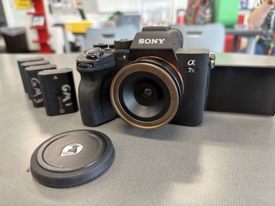 Sony a7S III 4 Batteries 28mm Dispo Lens