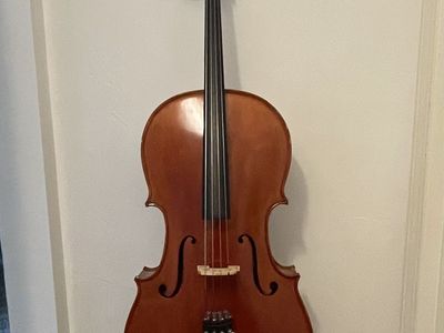 3/4 Cello $900