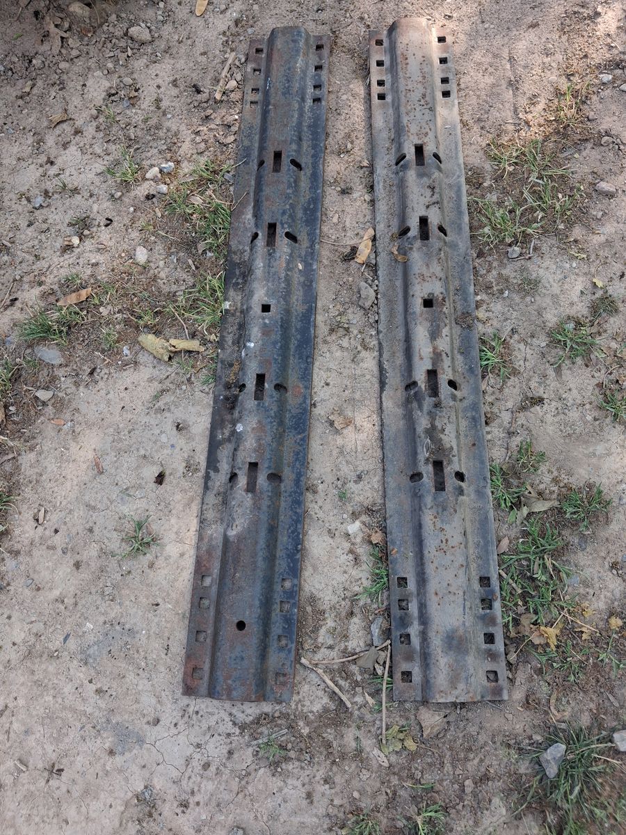 5th wheel rails