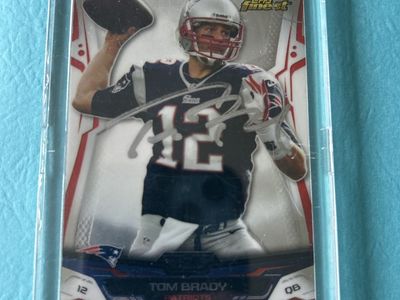 Tom Brady New England Patriots Autograph NFL Topps Finest Auto Card Hand Signed Super Bowl Champions