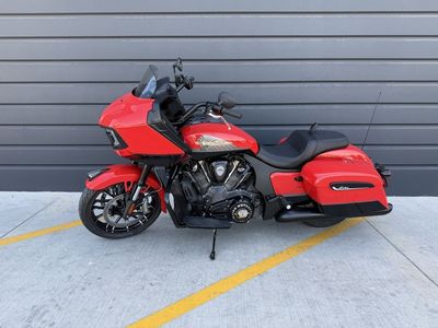 2023 Indian Motorcycle® Challenger® Dark Horse® Indy Red / Black Metallic