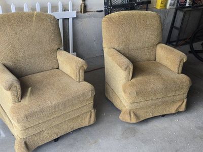RV Camper Rocking Chairs