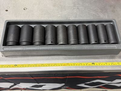Snap-on 1/2" Drive 25-36mm Metric Deep Impact Socket Set