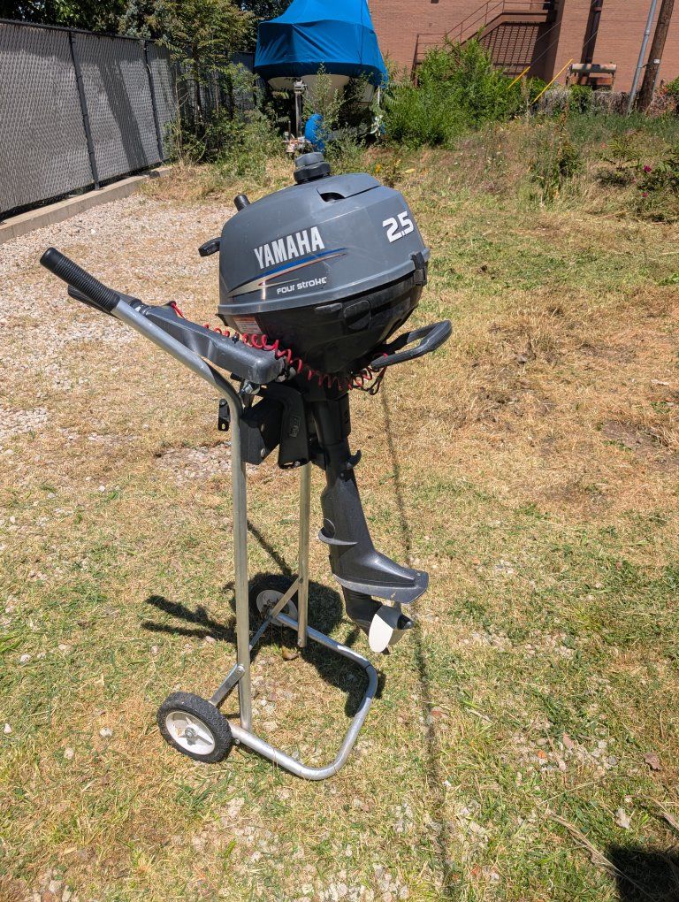 2011 Yamaha 2.5 hp 4 stroke short shaft