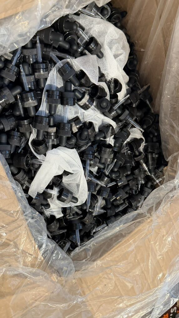 1400 Super Dropper Child Safe Bottle LiDs