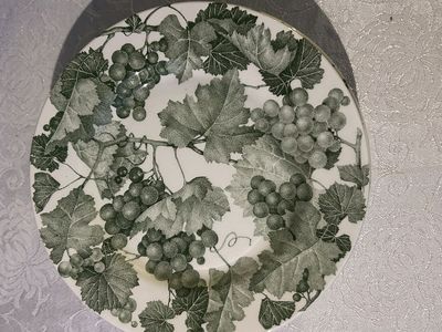 Ceramica Quadrifoglio Set of 6 Salad / Bread PLATES Green Grapevine Made in Italy