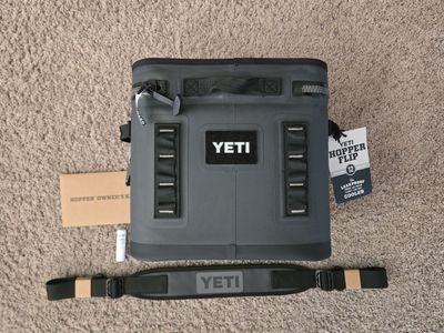 (New) Yeti Hopper Flip 12 Soft Cooler - Charcoal