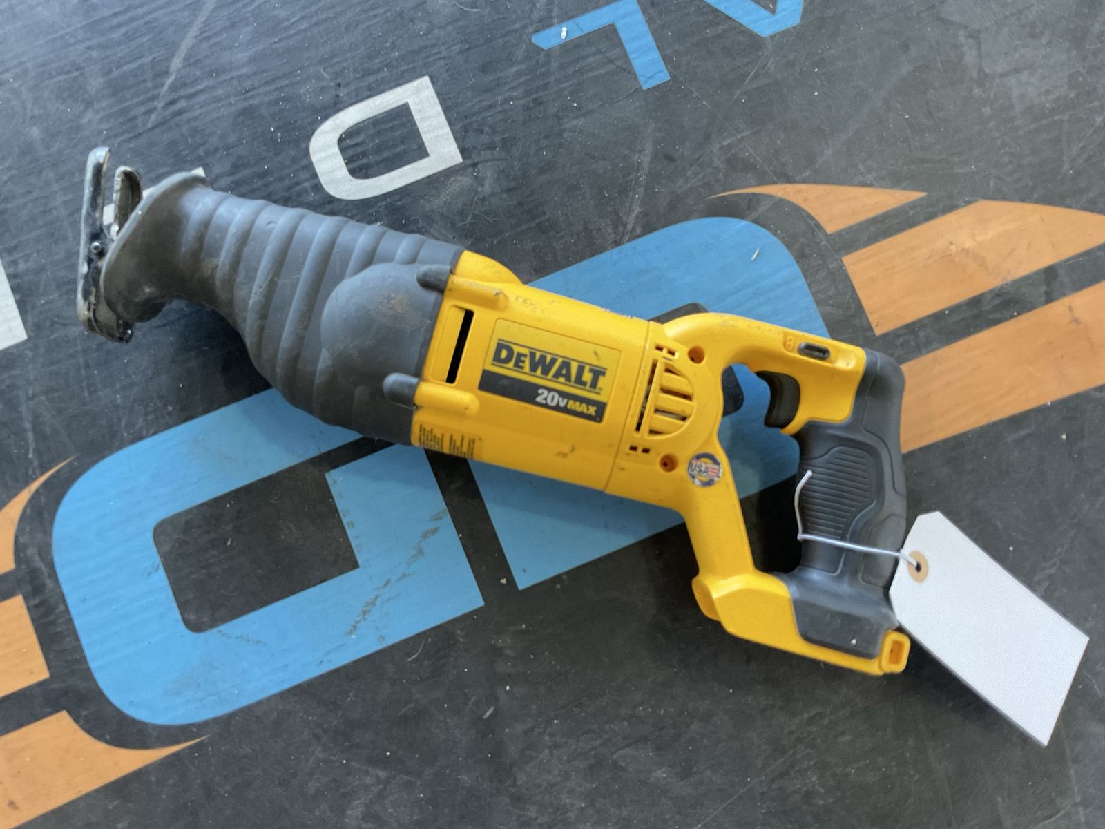 DEWALT RECIPROCATING SAW DCS381 E75013284
