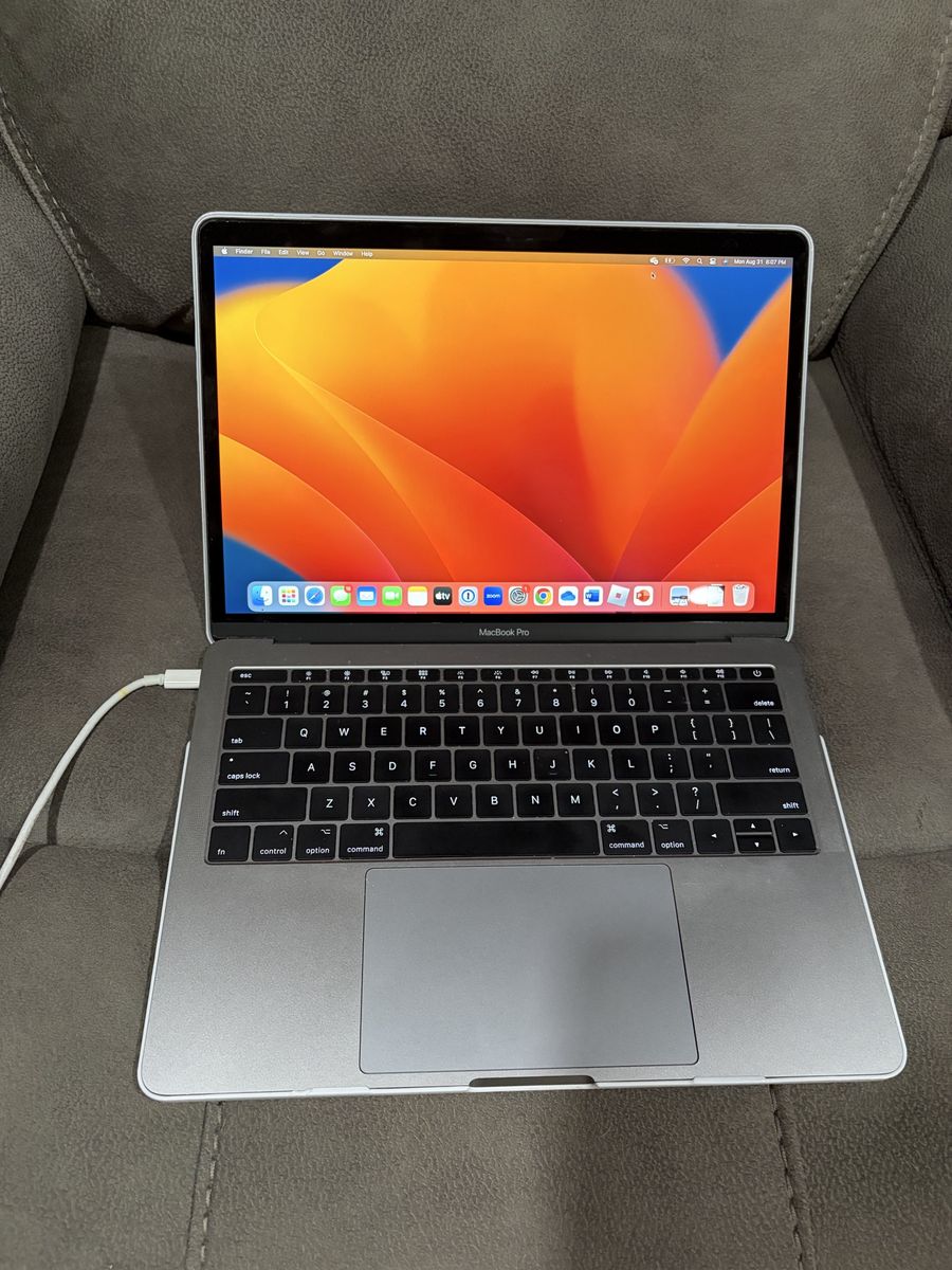 Apple MacBook Pro 13-inch (2017) - Includes Charger and Floral Case