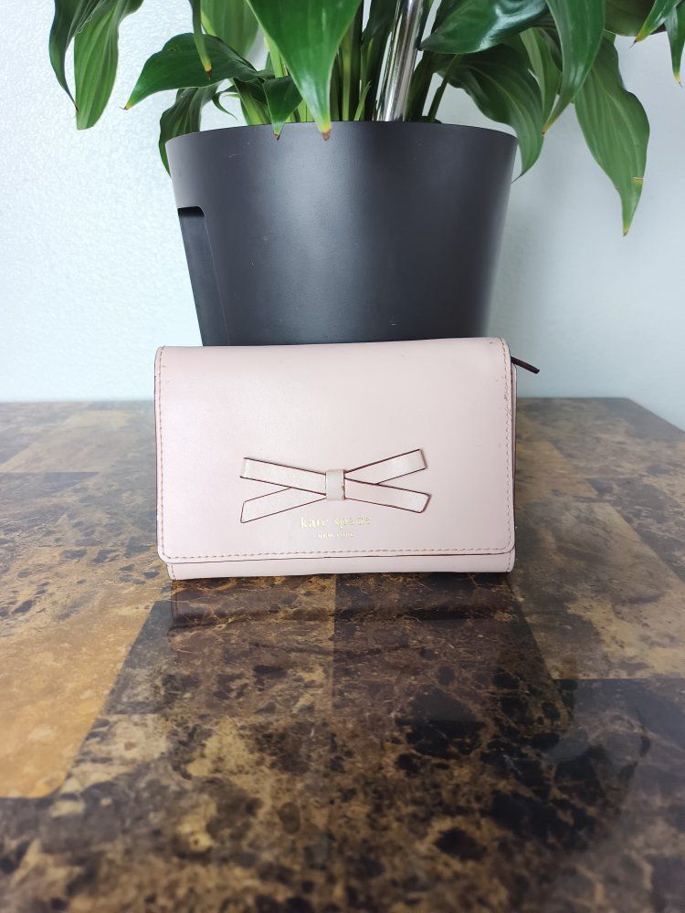Kate Spade Pink Bow Bifold Wallet - Compact Design with Card Slots & ID Window