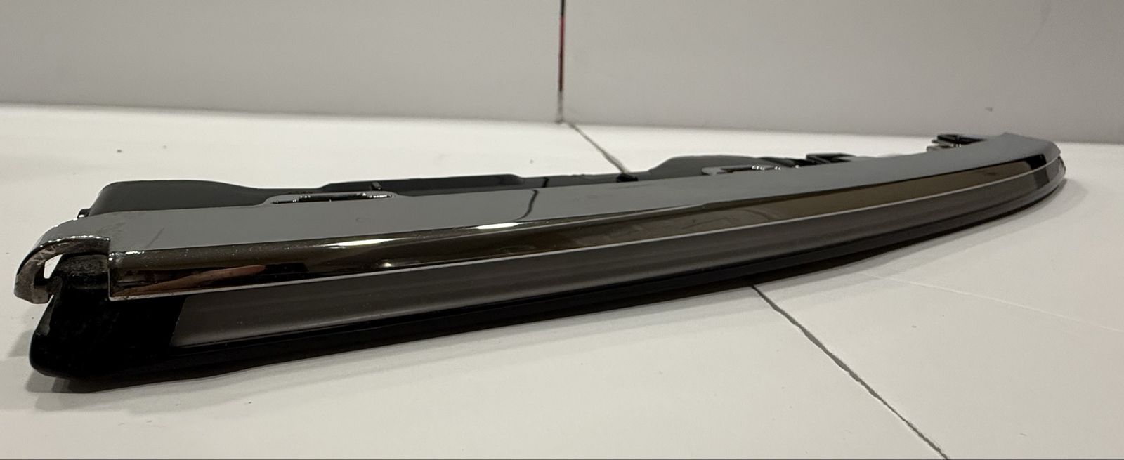 25 - 26 Volkswagen Jetta (Left) Driver Side Front grille Light Bar 17B.941.653