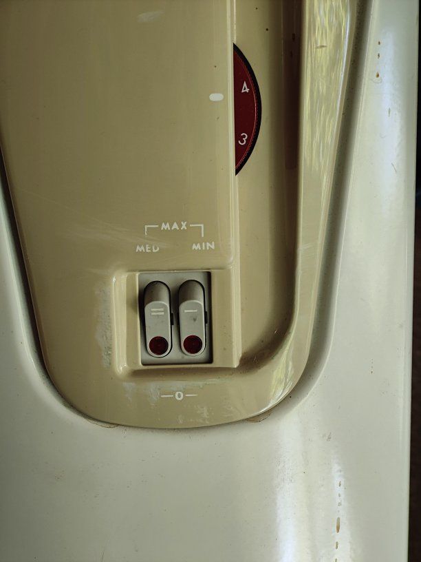 Main image 3
