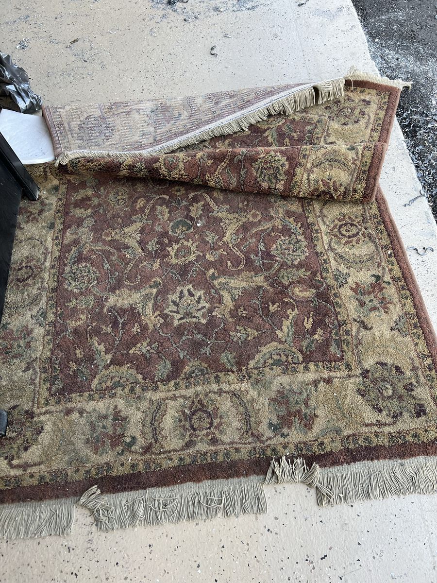 Main image 4