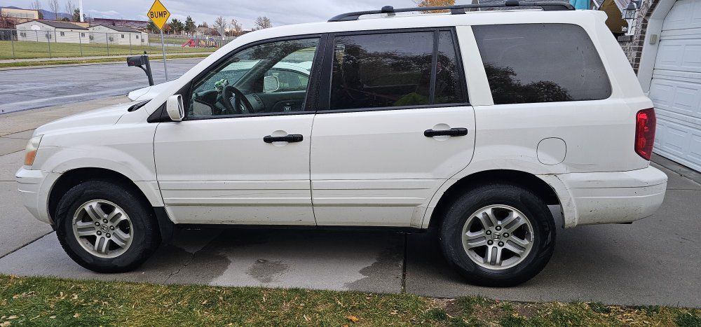 2005 HONDA PILOT EX-L w/DVD