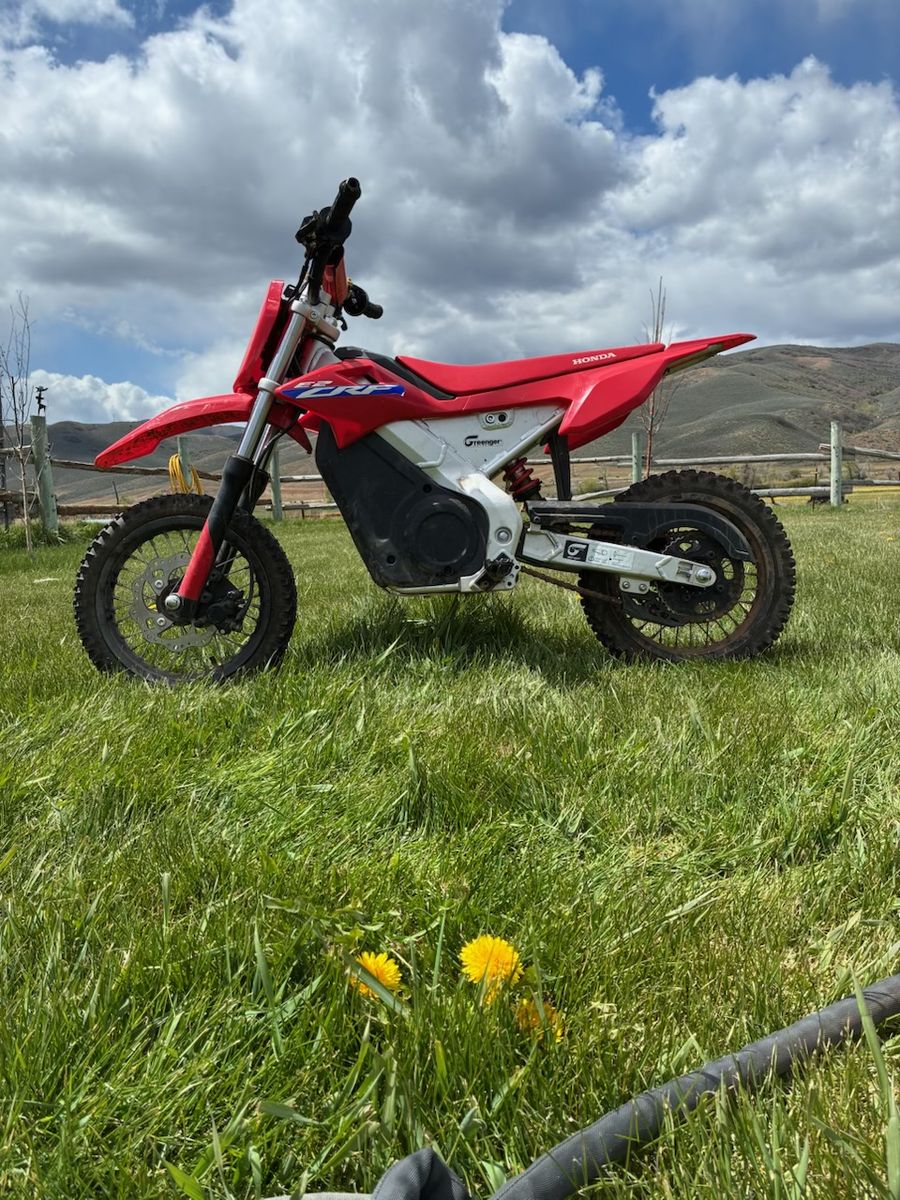 Honda crf e2