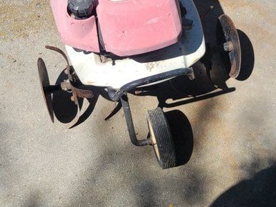 Honda Gas Garden Tiller Cultivator Pink White