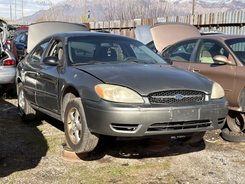 2001 Ford Taurus Parts