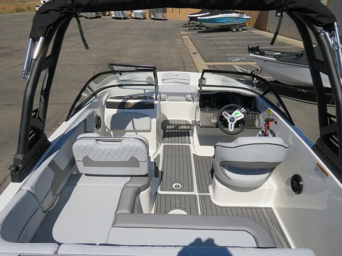 Main image 9