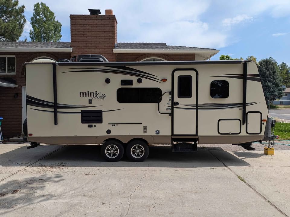 2015 Forest River Mini Lite 2504S