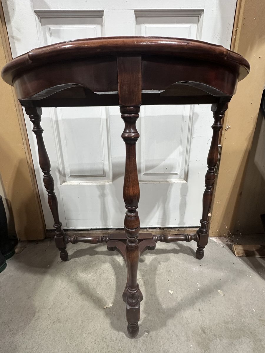 Vintage entry table etc