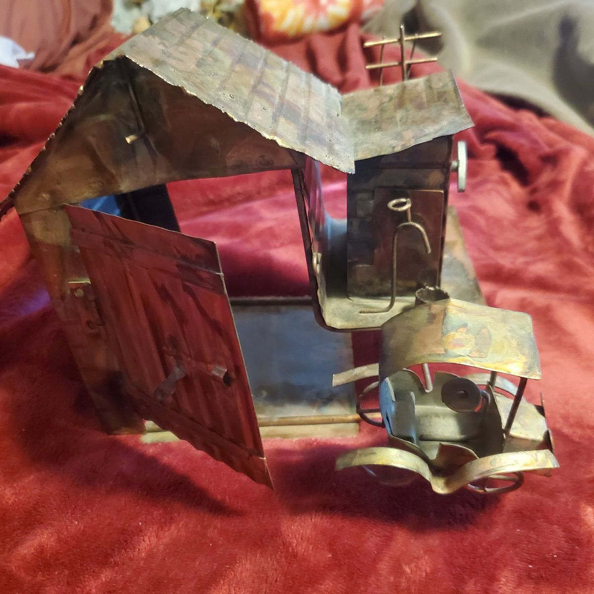 Main image 3