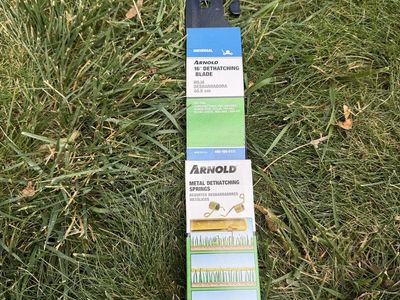 Arnold Universal 16" Dethatching Blade with Metal Dethatching Springs 40.6 cm