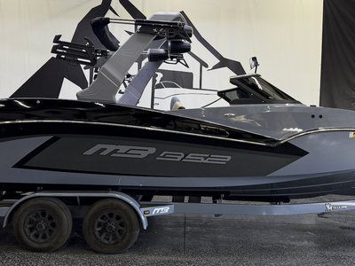 2025 MB B52 Alpha 23 Premium Surf Boat Rental | Wasatch Front