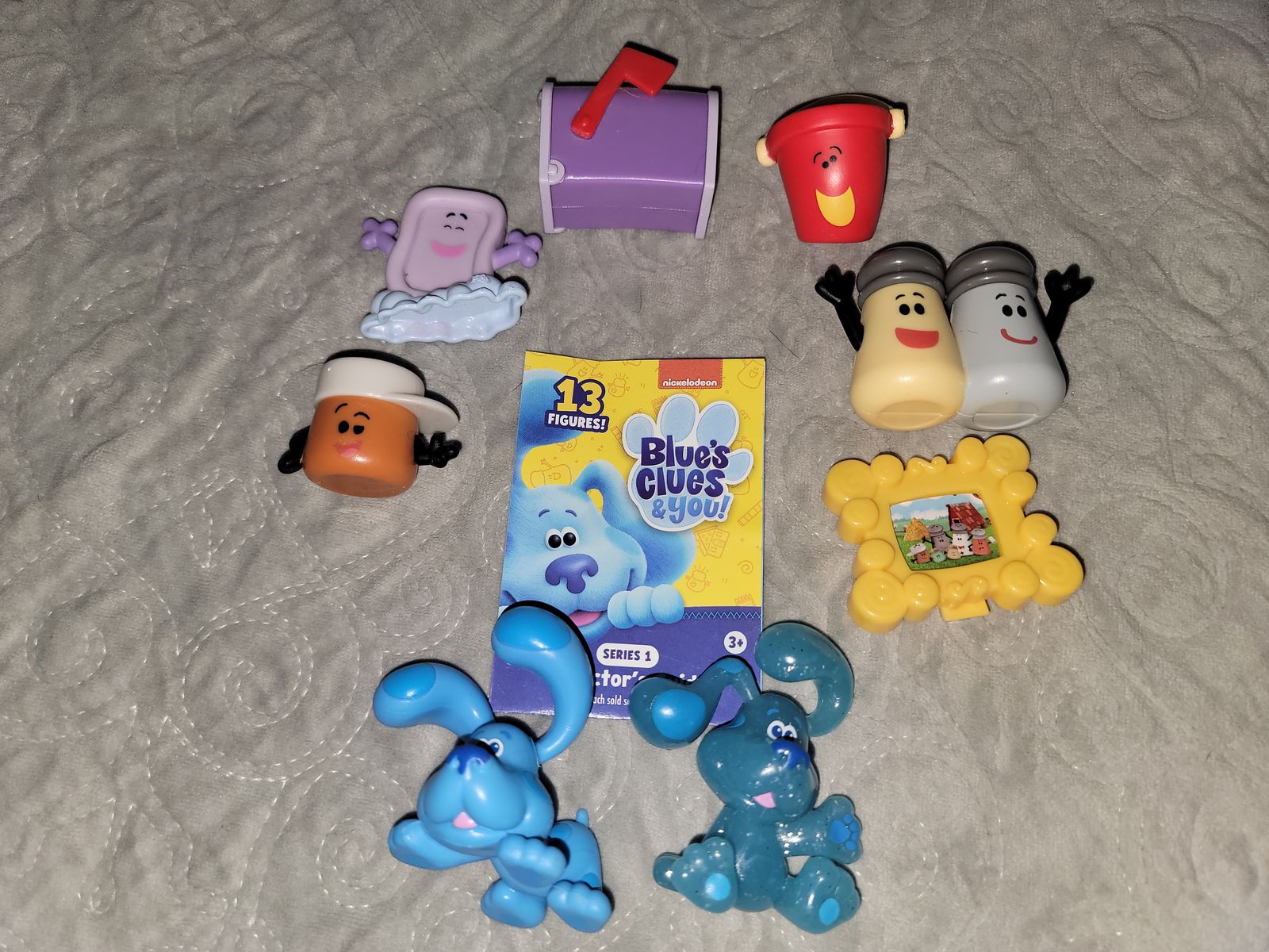 Blues Clues and You! Mini Surprise Toys. *INCLUDES THE RARE*