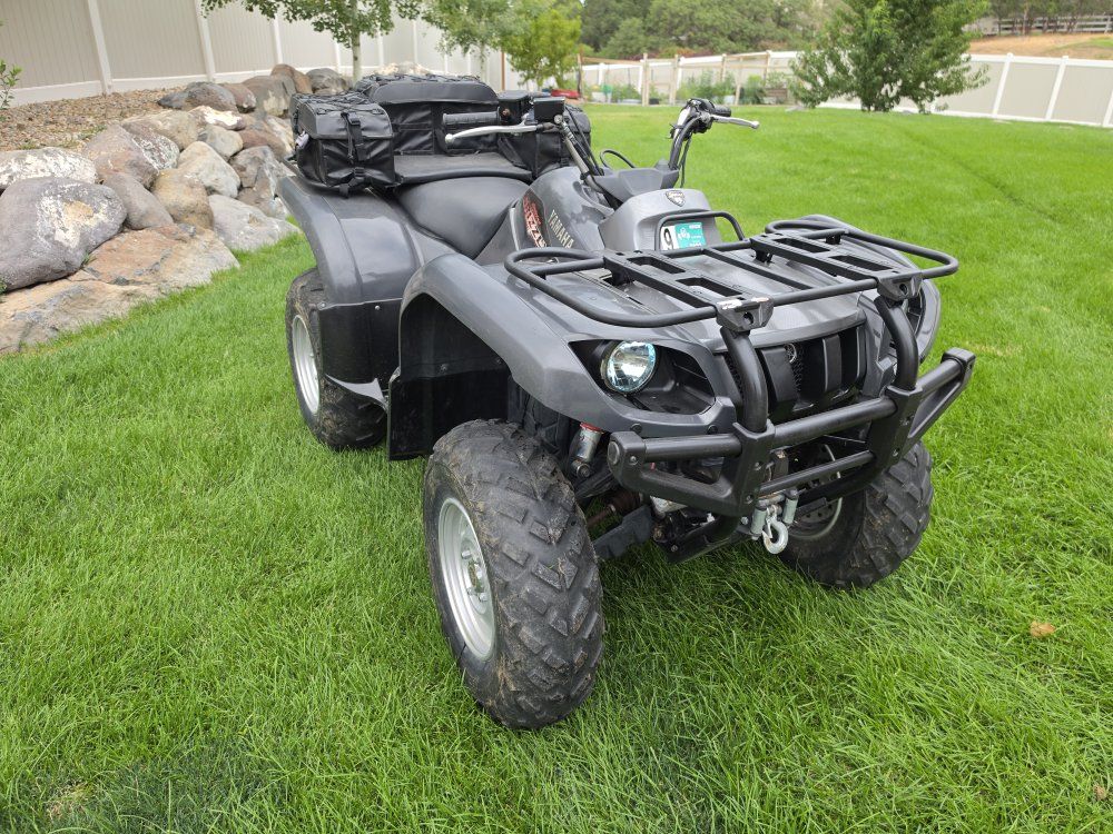 2006 Yamaha grizzly 660 special edition. only 655 miles!