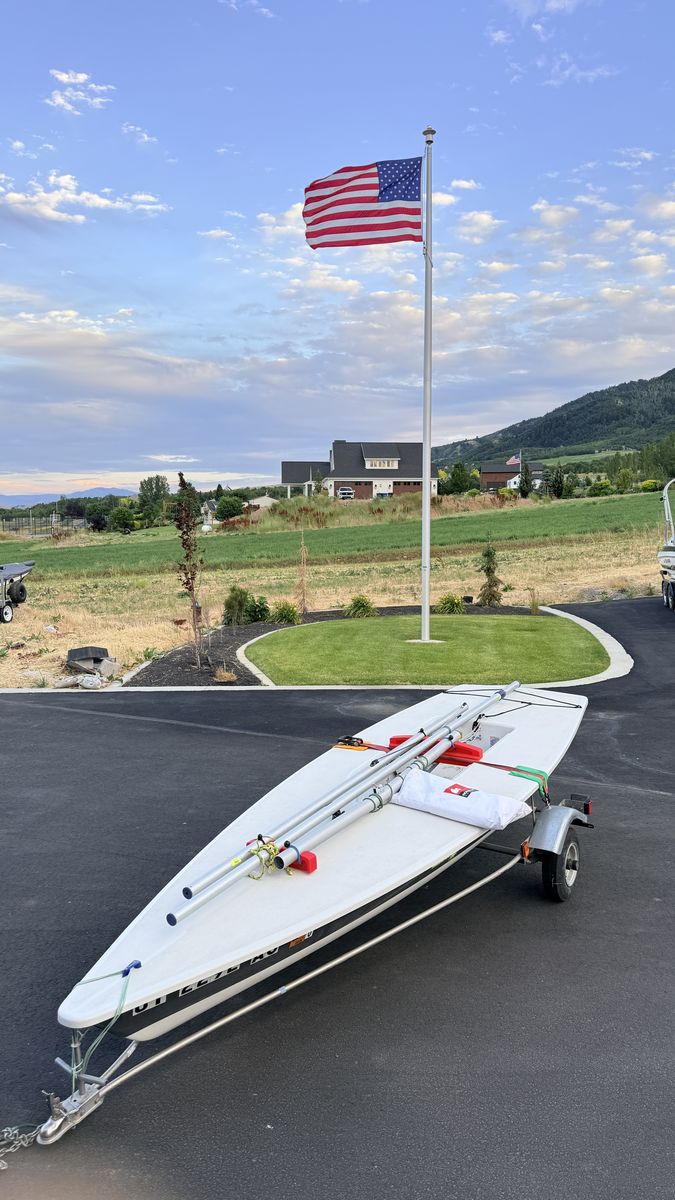 2001 Laser