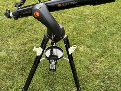 Celestron NexStar 90GT Computerized Telescope with Tripod and Hand Controller