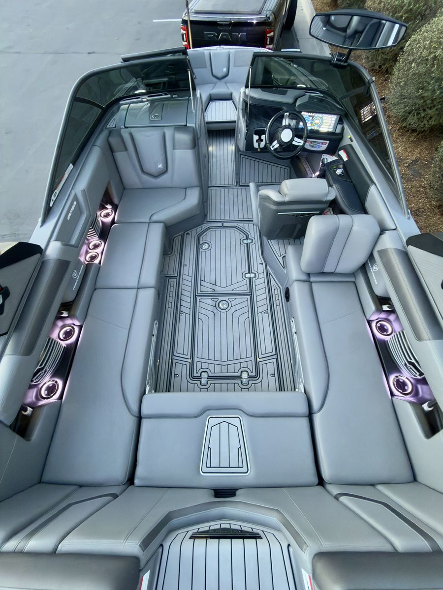 Main image 5