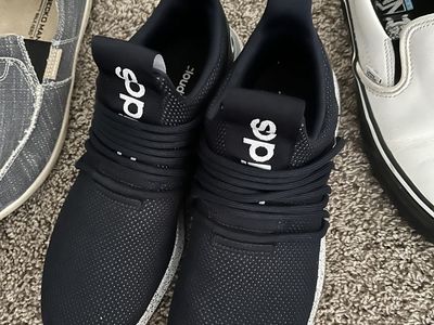 Men’s shoes size 12