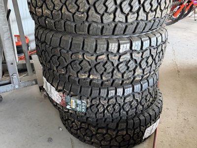 Armstrong Tru-Trac AT set of 4 LT305/70R17 All-Terrain Tires